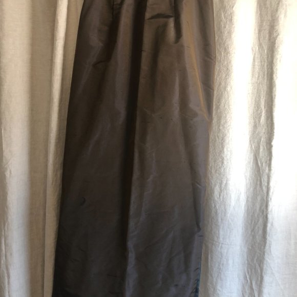 Long Skirt - Picture 2 of 2